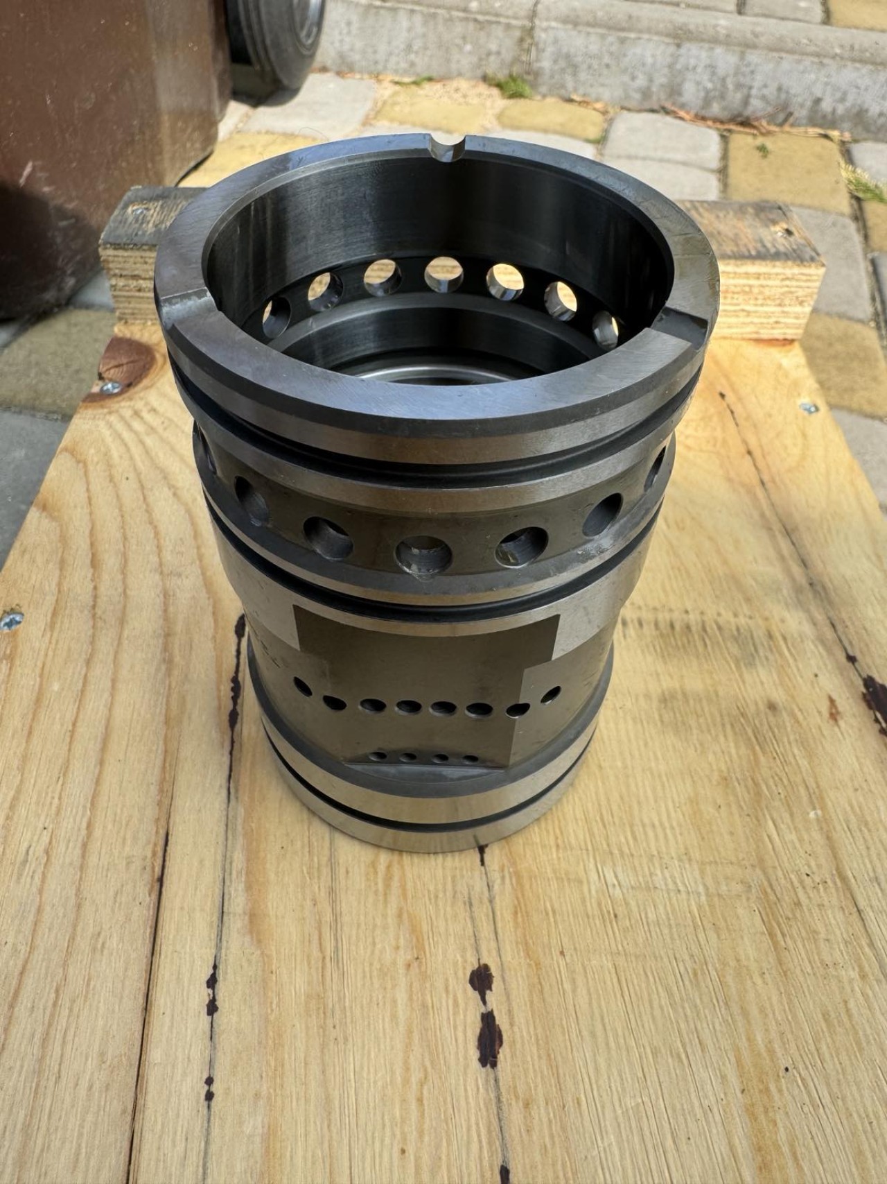 Цилиндр поршня перфоратора RD106 Sandvik BG00461348