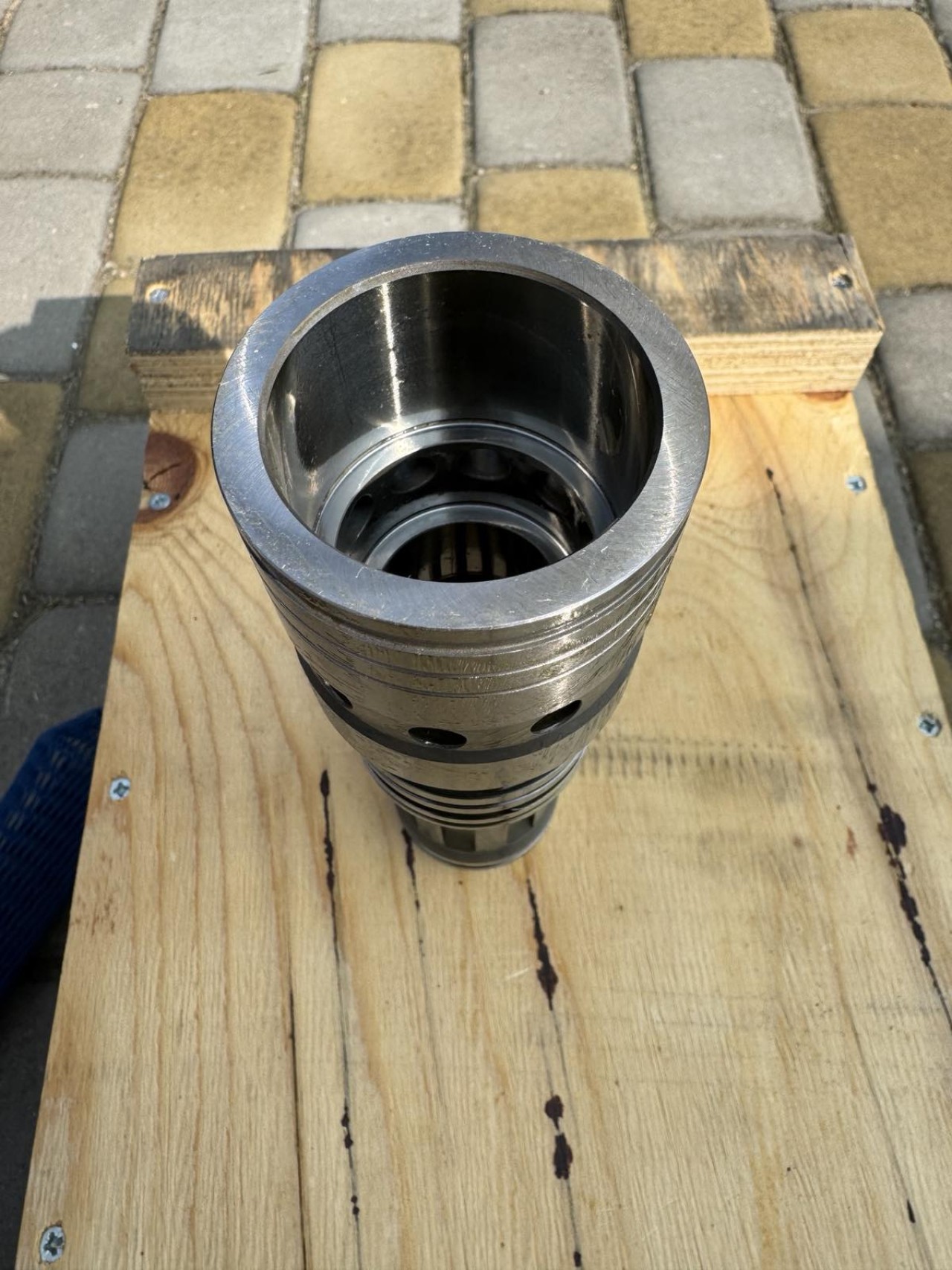 Цилиндр поршня перфоратора RD 106 Sandvik BG00737500