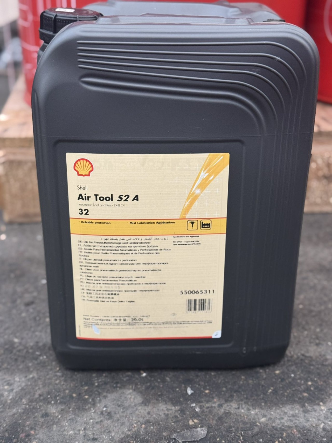 550027228 Масло для смазки пневматического и бурового инструмента Shell Air Tool S2 A32 20л